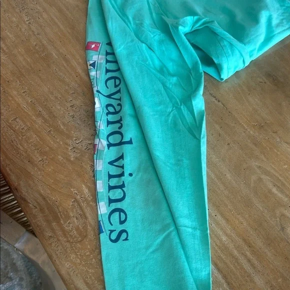 Vineyard Vines Aqua Long Sleeve Tee Size Adult Small - Picture 5 of 5